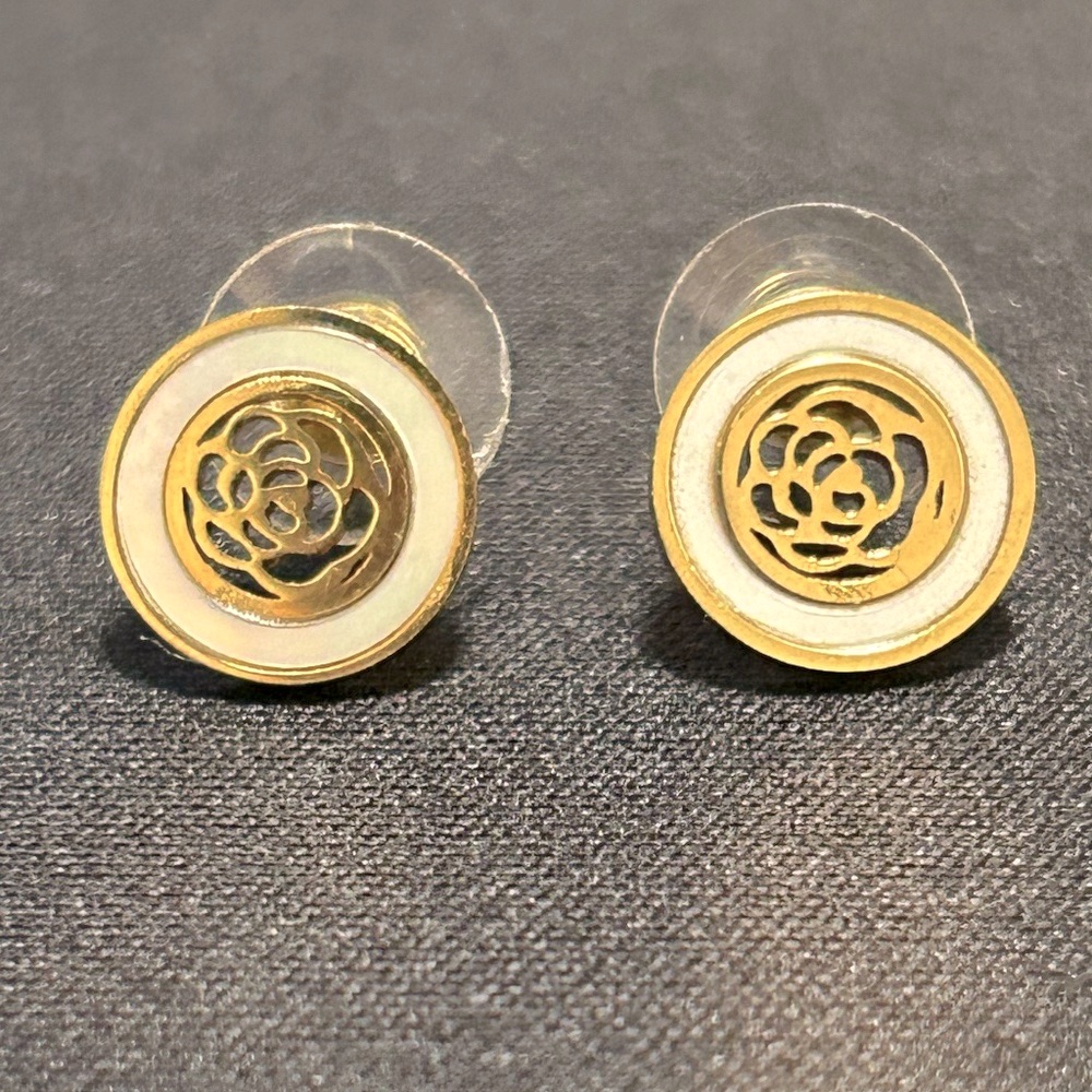 Rose Studs